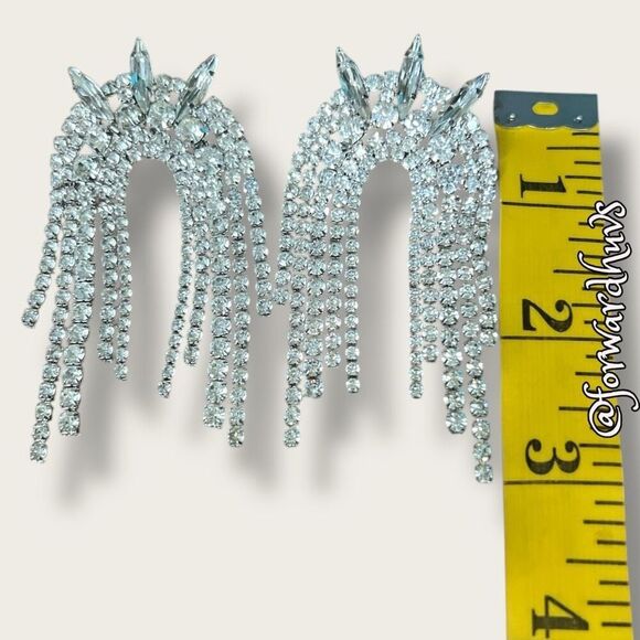 Silver-Tone Rhinestone Dangle Earrings – Glamorous and Sparkling - Picture 6 of 9